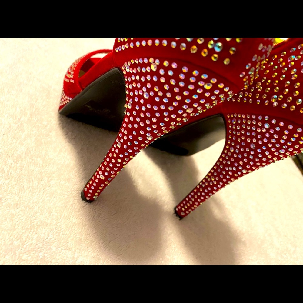 Almost Brand New Super Sexy Sparkling Heels By DELICACY - box 26 - Picture 6 of 7